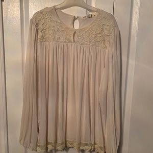 NWT Ladies Ultra Pink Brand Lace Detail Top Sz. XL